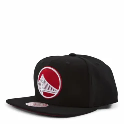 B Snapback