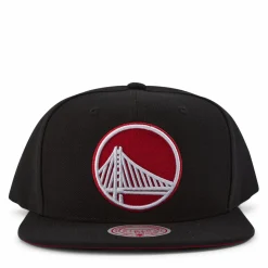 B Snapback