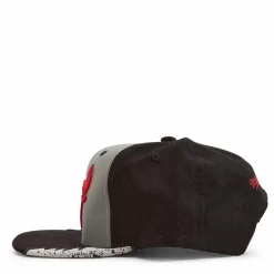 Bulls Day 5 Snapback