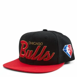 Bulls NBA 75th Gold Snapback