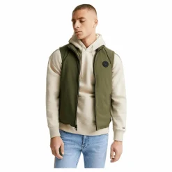 Pacific Vest Outdoor