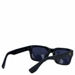 Tone Black