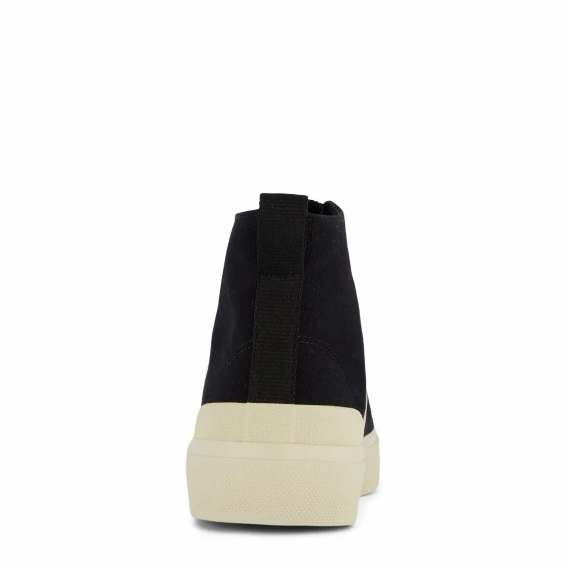 Wata Ii Canvas Black Pierre